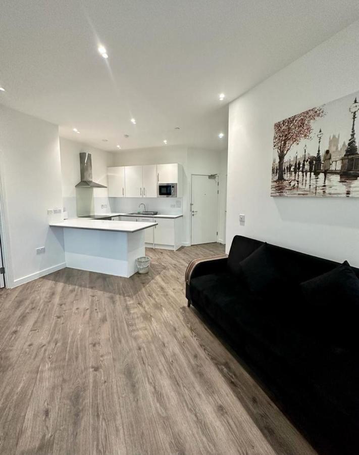 Alarabi Apartments-Two Bedrooms Apartment Croydon Zewnętrze zdjęcie