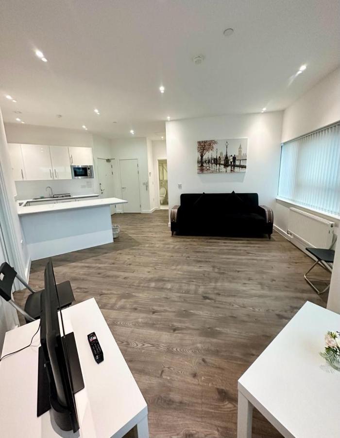 Alarabi Apartments-Two Bedrooms Apartment Croydon Zewnętrze zdjęcie